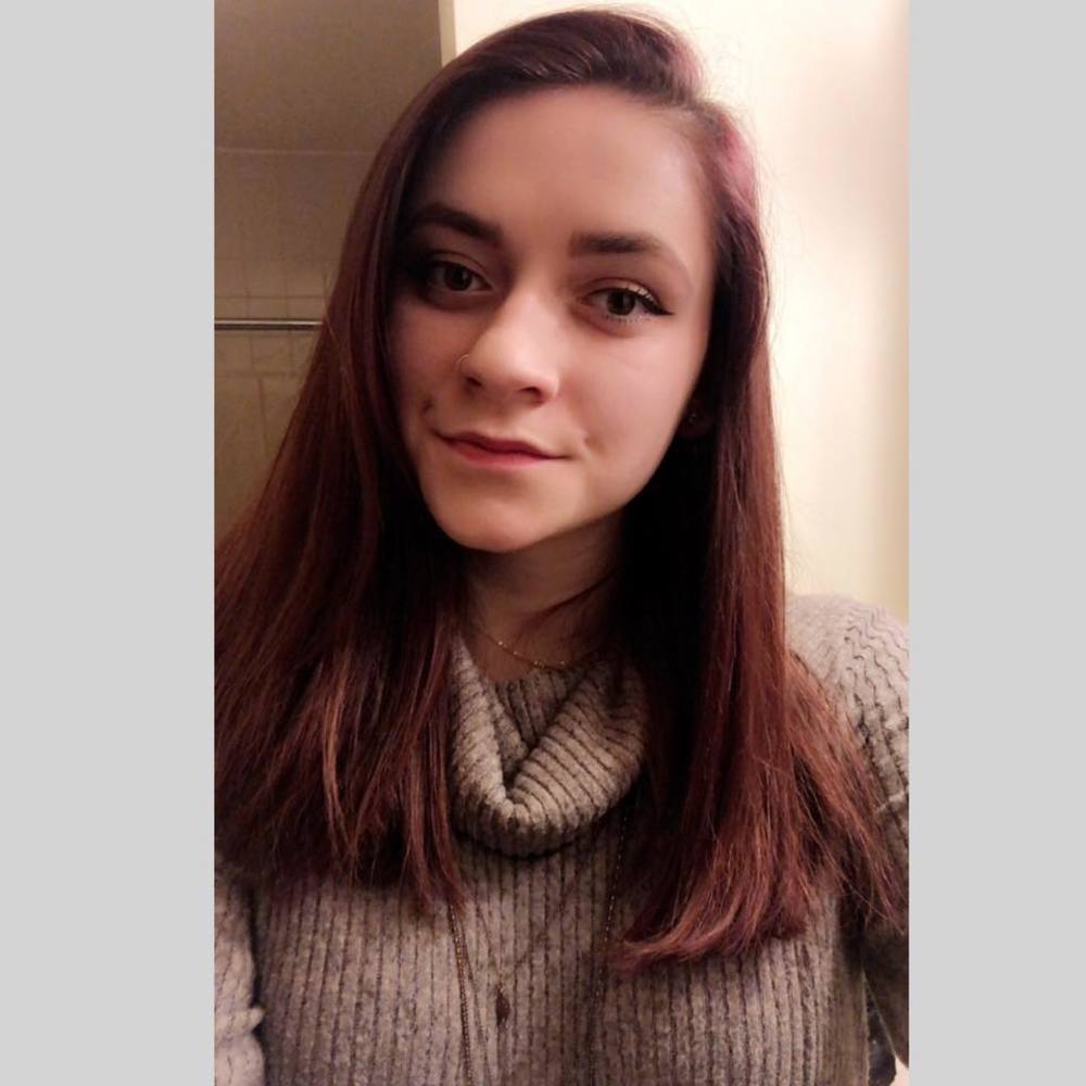 Meet your Posher, Ava